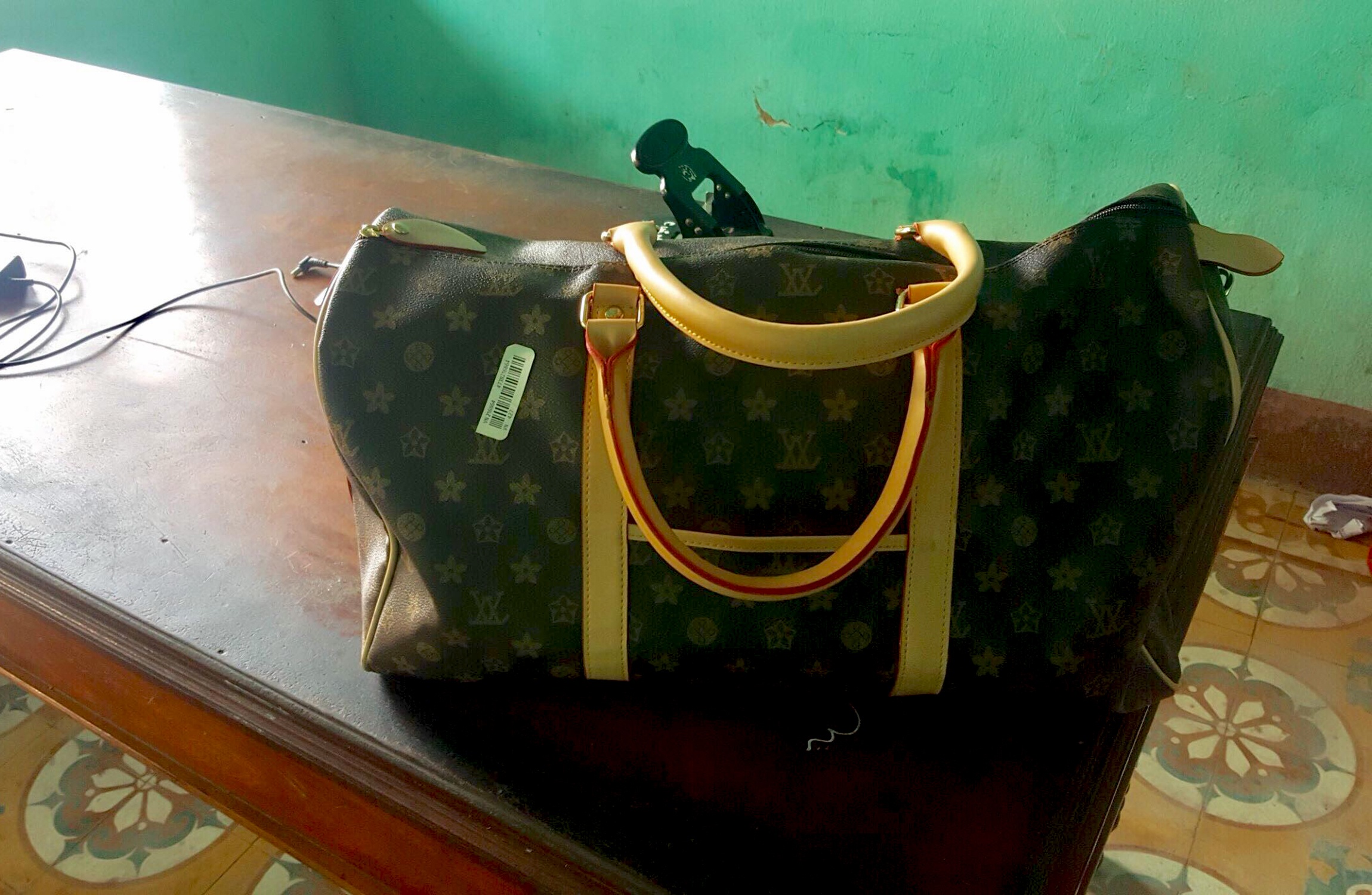 9X đột nhập nhà dân lấy trộm tư trang phụ nữ ảnh 2 9X dot nhap nha dan lay trom tu trang phu nu anh 2