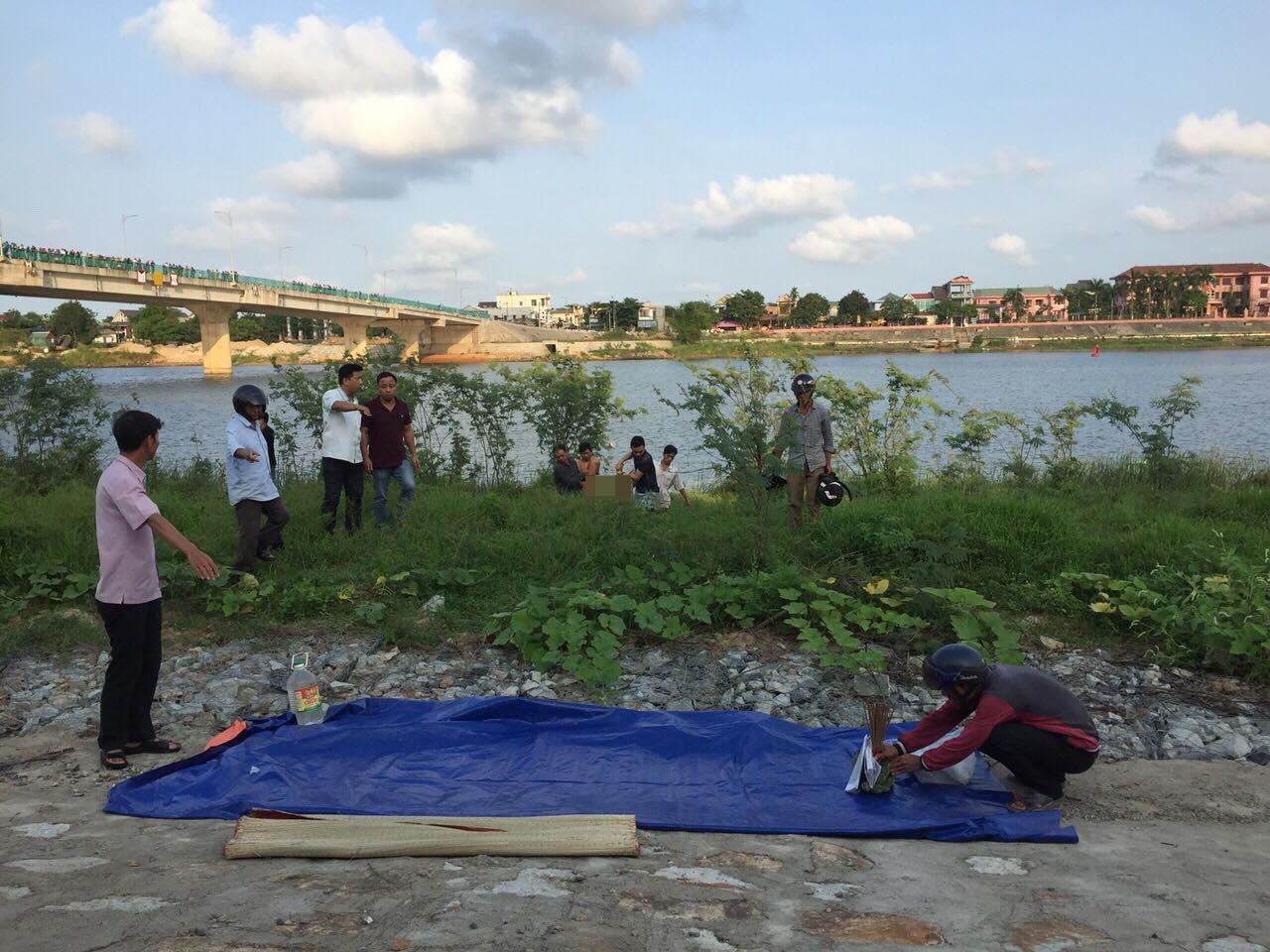 Thi the nam sinh noi tren song Thach Han anh 1