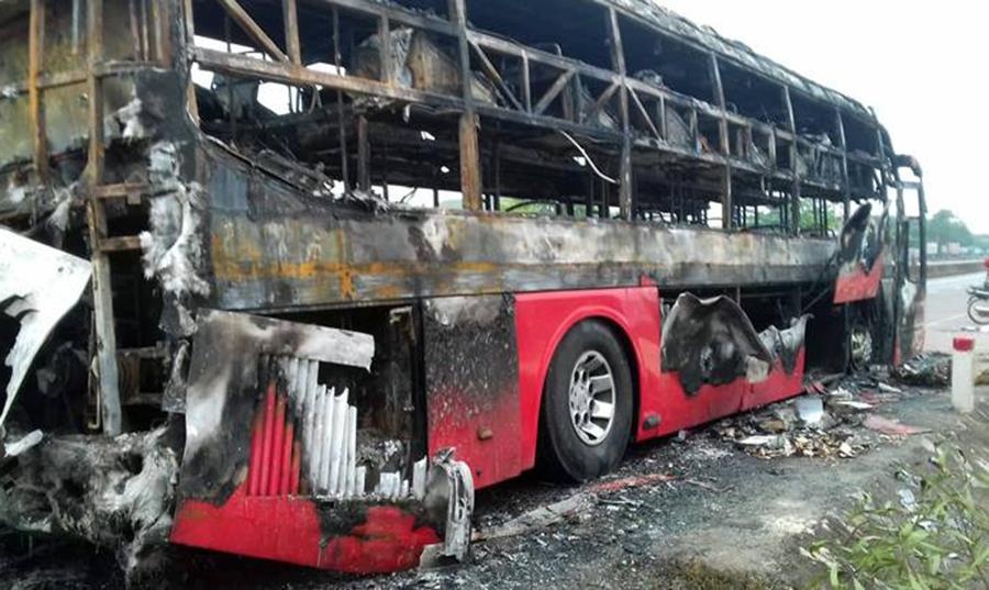 Chay xe khach giuong nam, hon 36 nguoi thoat chet hinh anh