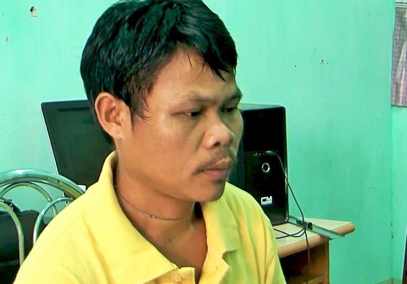 Cai nhau voi vo xong, con re sang dot nha bo vo chay rui hinh anh
