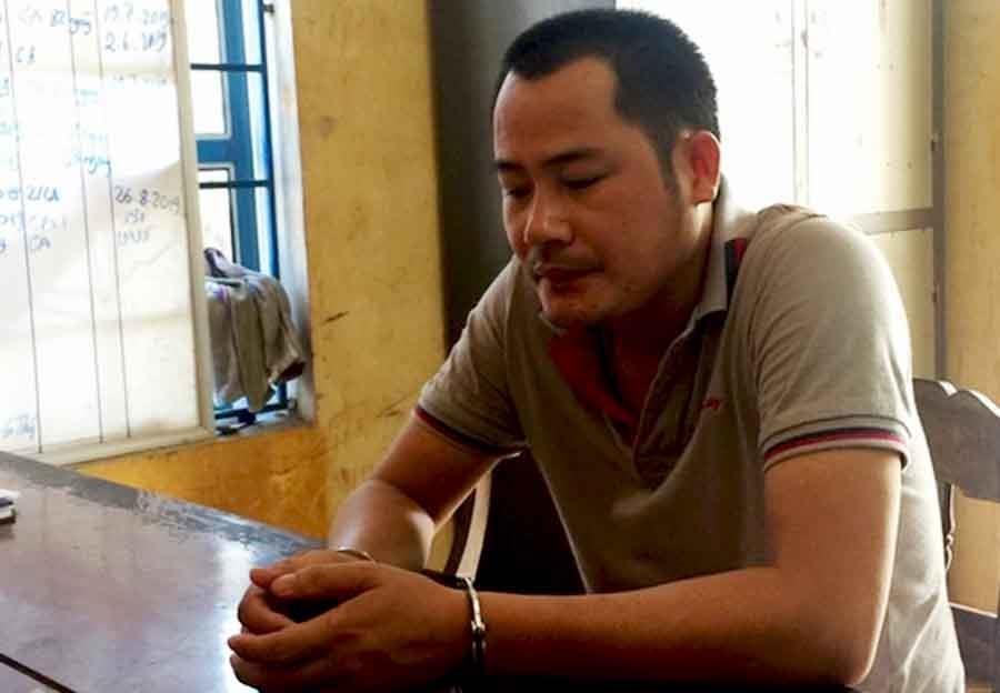 Hai thanh nien phai nhap vien khi di doi no giup hinh anh