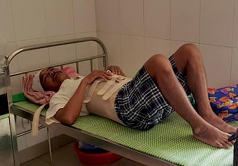 Mot cong nhan thiet mang, 2 nguoi bi thuong tai mo da Quang Tri hinh anh