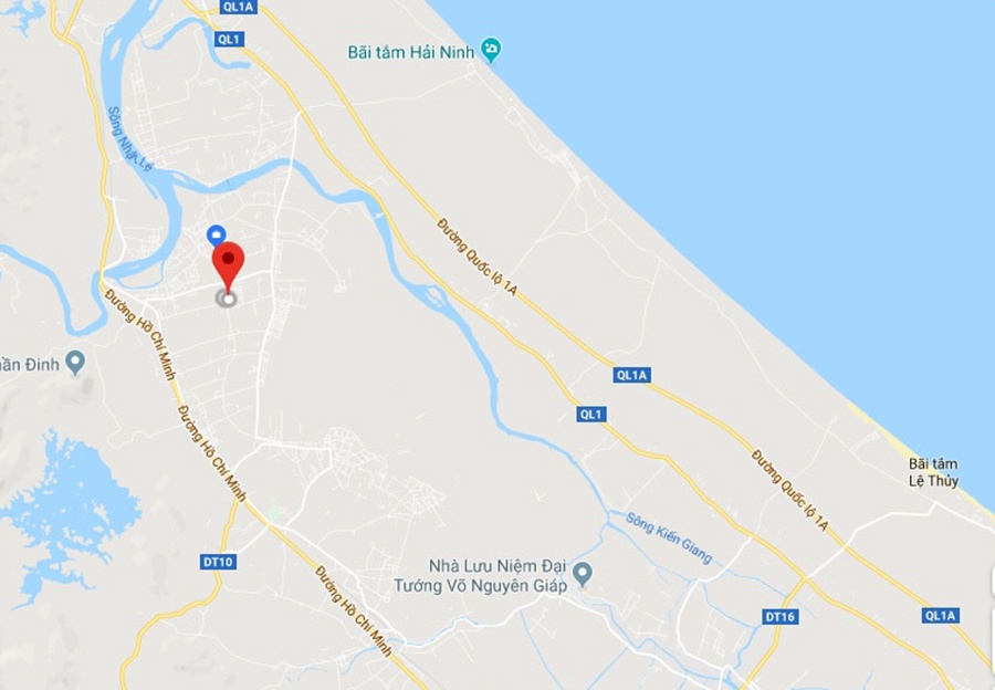 Xe tai keo sap cong chao thon khien tai xe tu nan anh 2