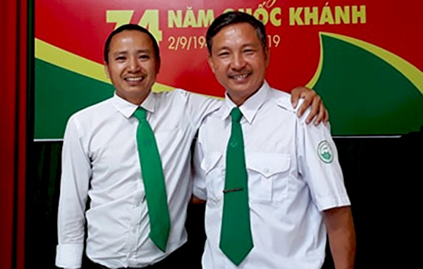 Sản phụ sinh con trên xe ảnh 1 San phu sinh con tren xe anh 1