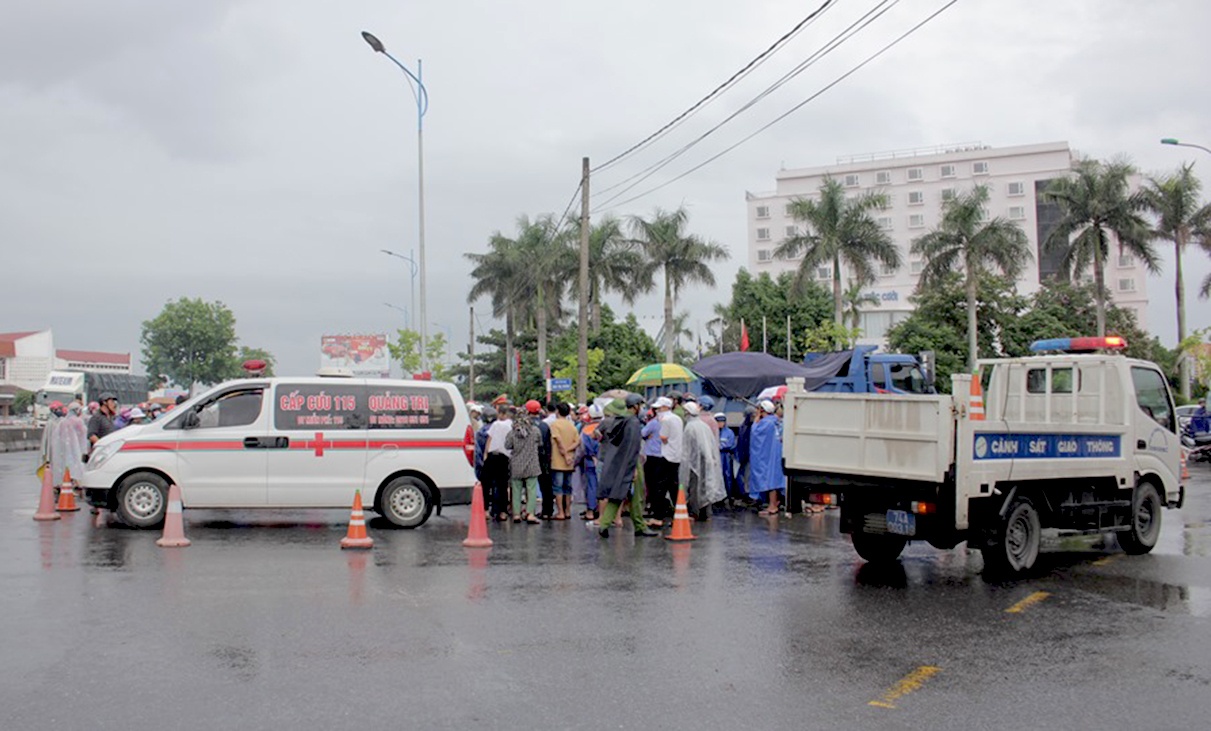 Oto tai cho cat tong chet co gai 22 tuoi hinh anh