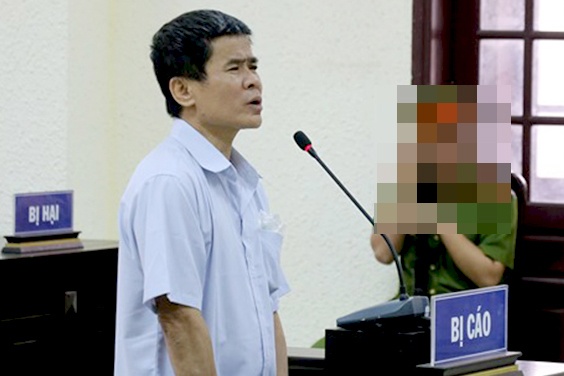 Người đàn ông rút dao đâm chết bạn nhậu khi được nhờ bấm bài hát karaoke ảnh 1 Nguoi dan ong rut dao dam chet ban nhau khi duoc nho bam bai hat karaoke anh 1