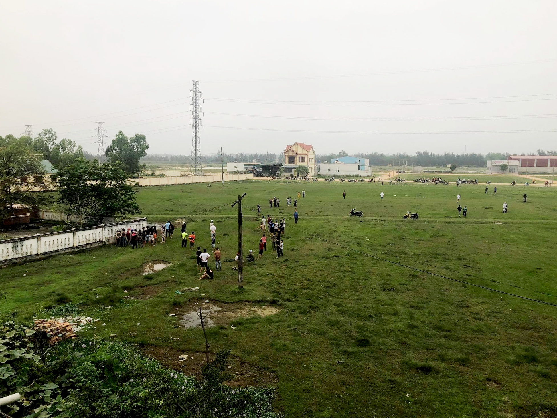 Truy tim danh tinh nguoi dan ong nghi tu thieu o nghia trang liet si hinh anh