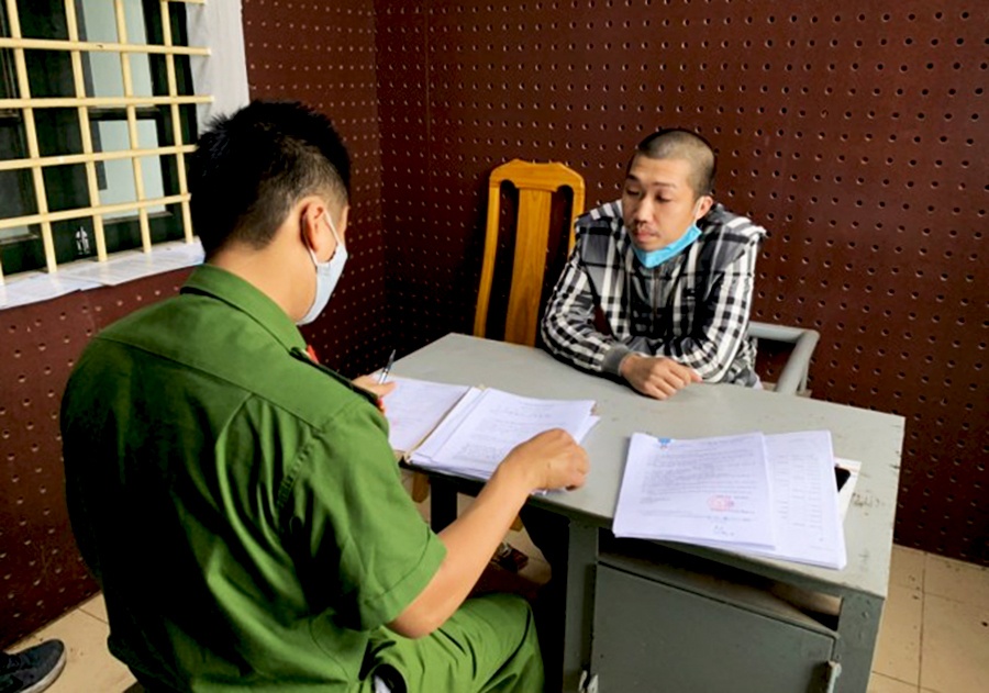 Bắt 9X người Hà Nội điều hành cho vay nặng lãi ở Quảng Bình ảnh 1 Bat 9X nguoi Ha Noi dieu hanh cho vay nang lai o Quang Binh anh 1