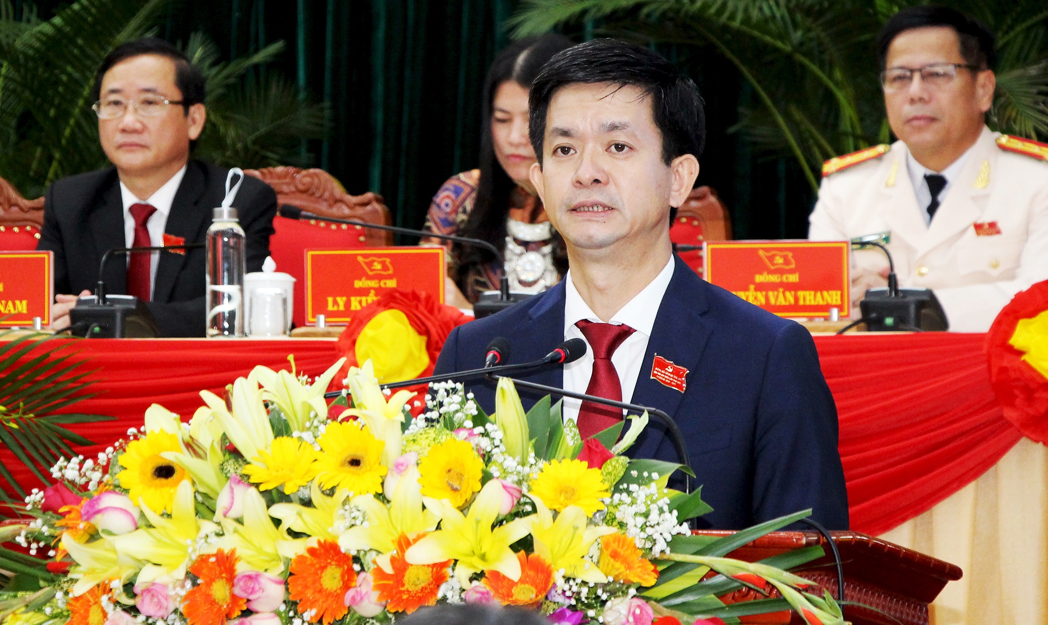 Ong Le Quang Tung tai dac cu Bi thu Tinh uy Quang Tri hinh anh