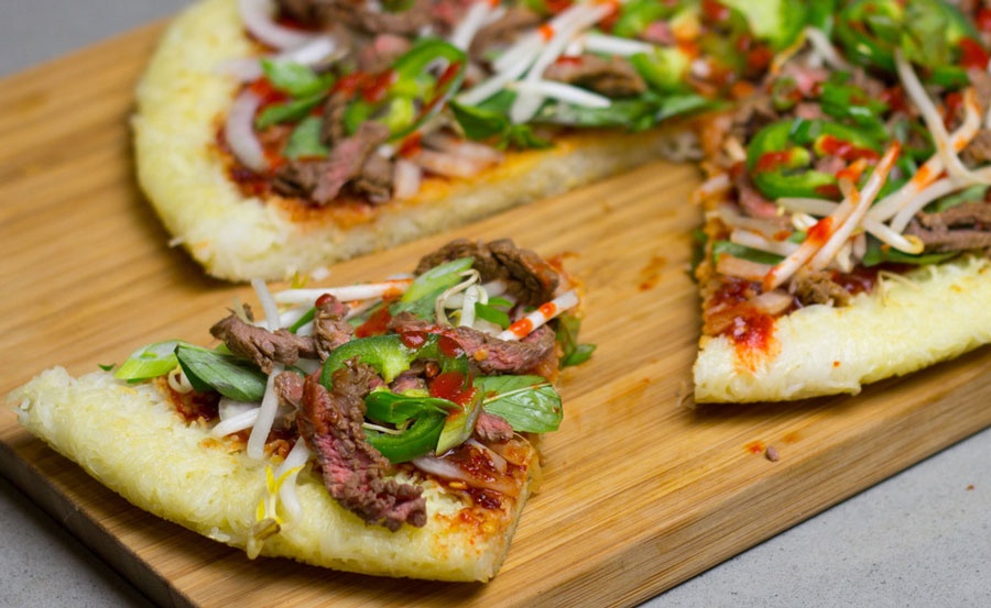 Pizza pho, pizza bun dau va 7 mon ky quai nhat the gioi hinh anh