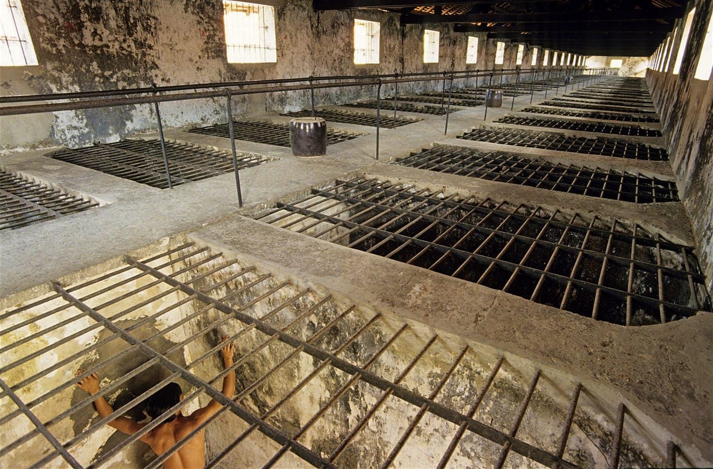 ong ba Smith o Con Dao anh 7