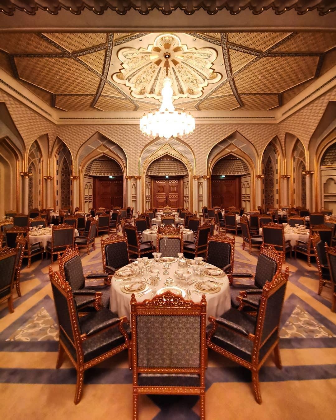 Cung dien Tong thong anh 9