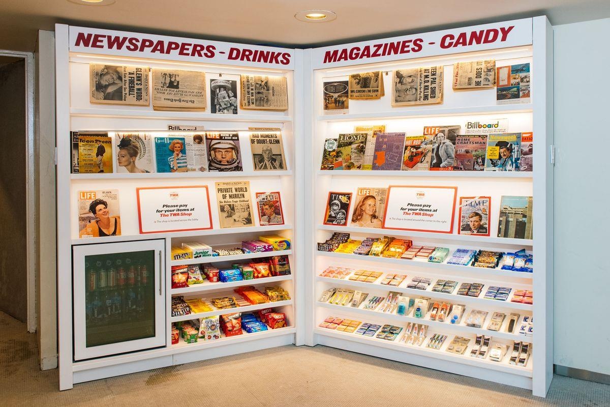 khach san san bay anh 8