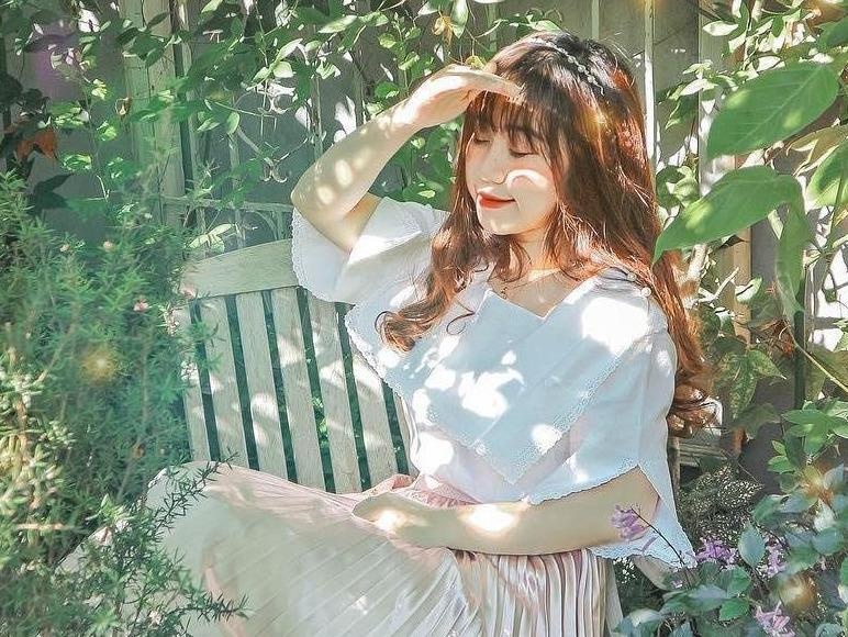 Quan ca phe an giau trong khu vuon nho an yen o Da Lat hinh anh