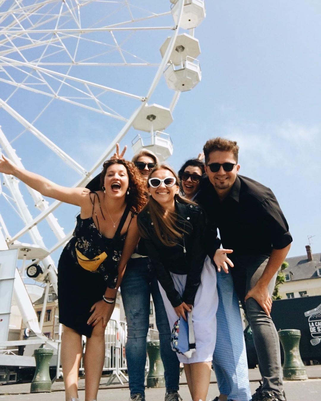 du lich cung ban be anh 8