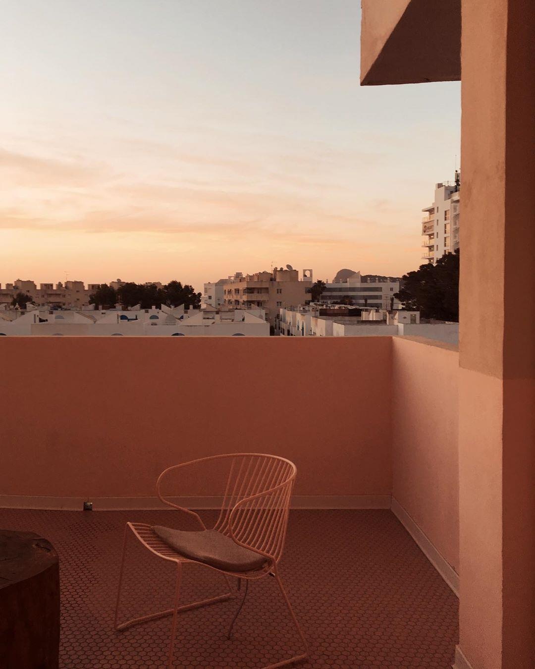 check-in khach san anh 5