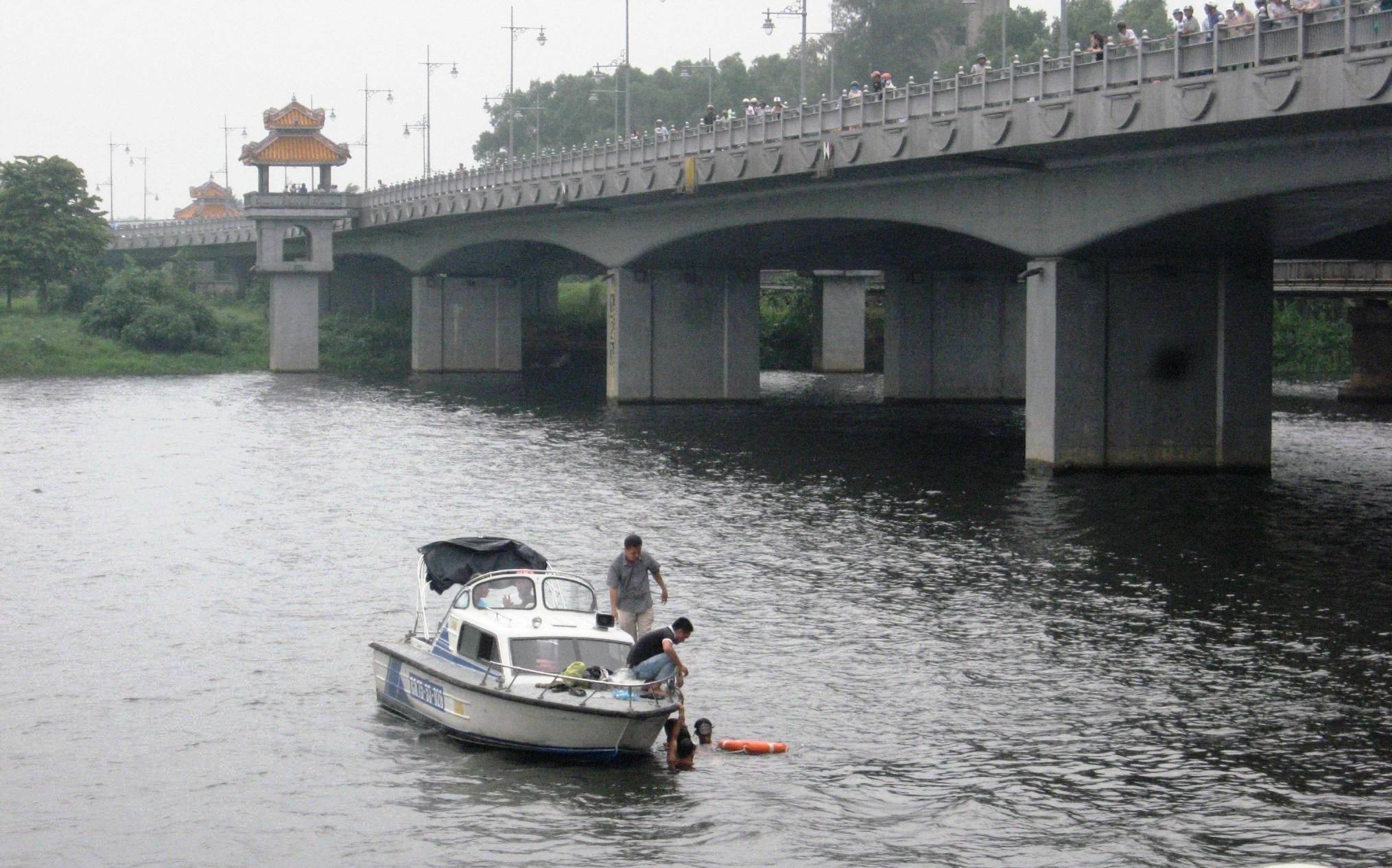 Cơ quan chức năng đang tích cực tìm kiếm thi thể nạn nhân