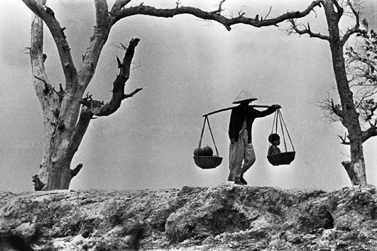 Thay giao viet bang chan anh 7