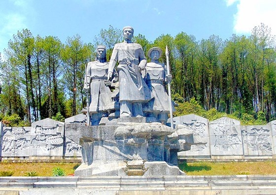 Cao Thắng,  Phan Đình Phùng,  Sơn Lễ,  súng trường Cao Thắng ảnh 2 Cao Thang,  Phan Dinh Phung,  Son Le,  sung truong Cao Thang anh 2