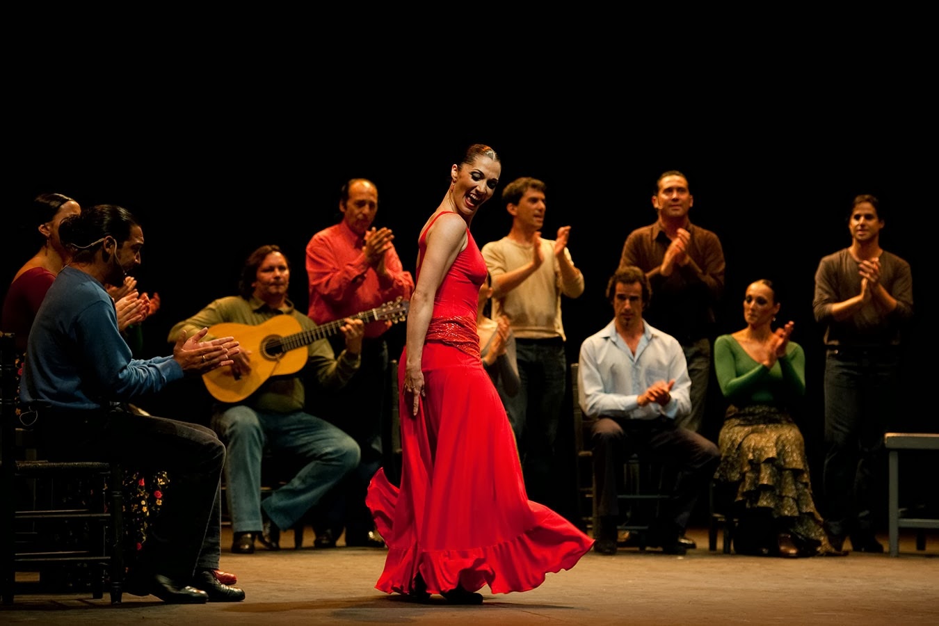 Đội tuyển Tây Ban Nha,  xứ sở Bò tót,  Đàn Guitar,  Flamenco ảnh 6 Doi tuyen Tay Ban Nha,  xu so Bo tot,  Dan Guitar,  Flamenco anh 6