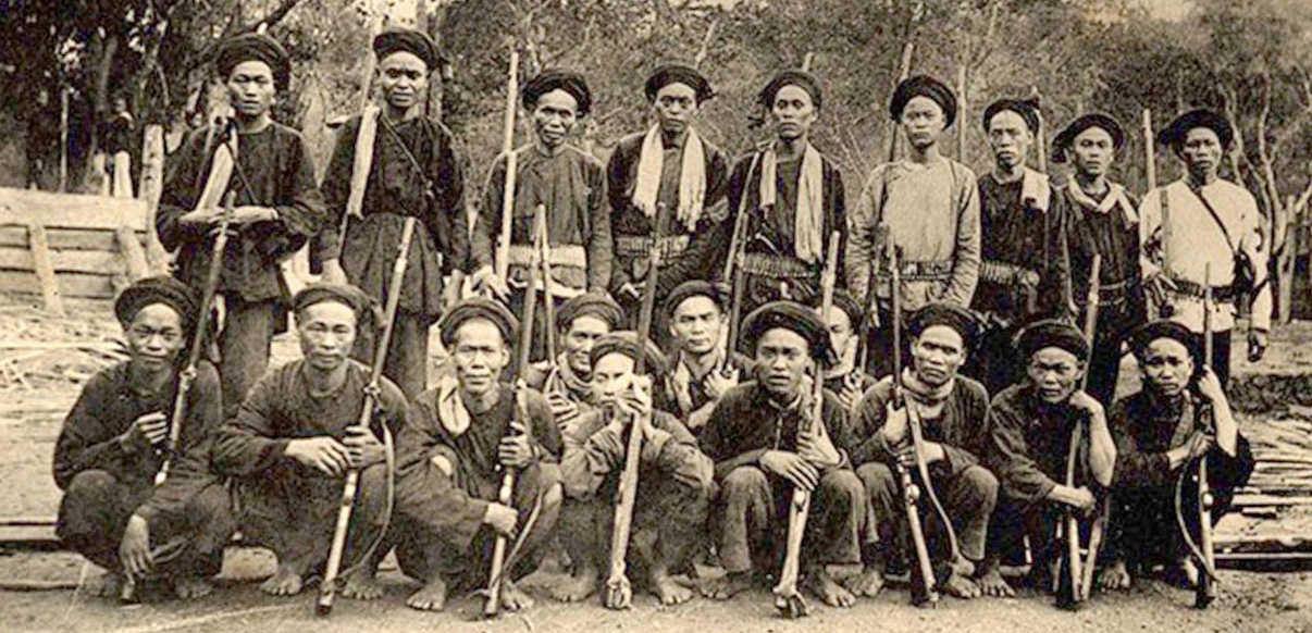 Den ba chua boi anh 5