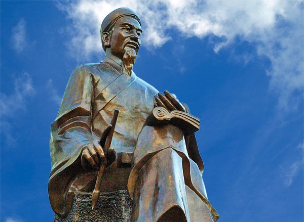 Thay giao nao 3 lan tu choi loi moi lam quan cua vua Quang Trung? hinh anh