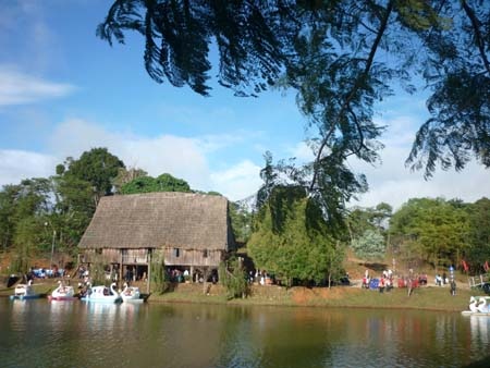 Nga ba Dong Duong anh 6