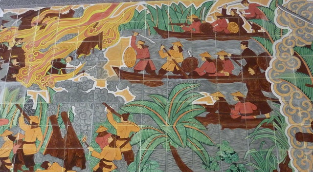 10 tran thuy chien trong su Viet anh 9