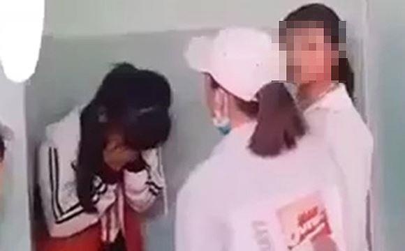 Buộc thôi học nữ sinh đánh bạn ảnh 1 Buoc thoi hoc nu sinh danh ban anh 1