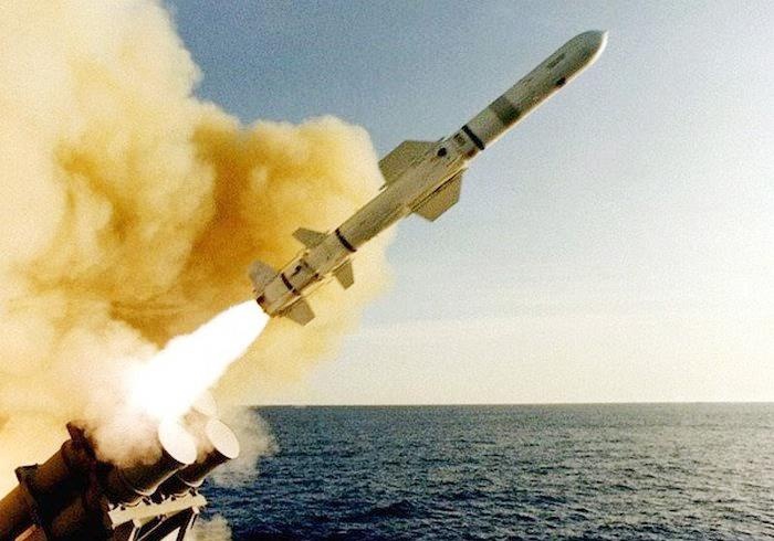 Tomahawk, vu khi My co the dung tan cong Iran, nguy hiem nhu the nao? hinh anh