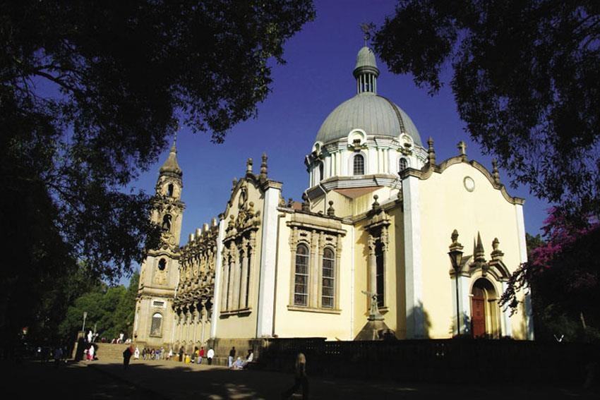 Một năm 13 tháng ảnh 3 Mot nam 13 thang anh 3