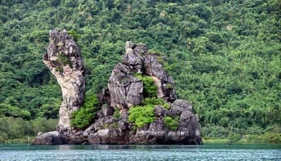 Van Don Quang Ninh anh 8