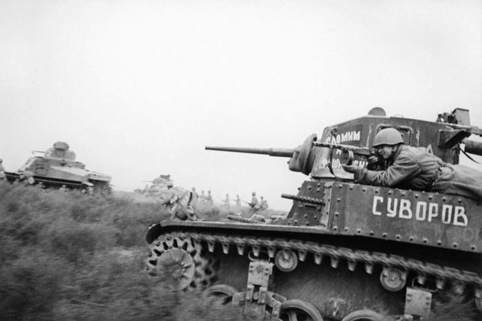 Chien tranh the gioi anh 4