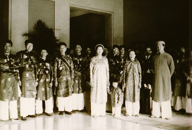 Nam Phuong hoang hau anh 5