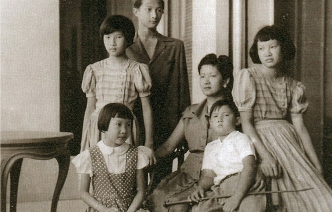 Nam Phuong hoang hau anh 7