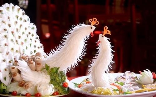 Bua an cua vua chua ngay xua gom nhung mon gi? hinh anh