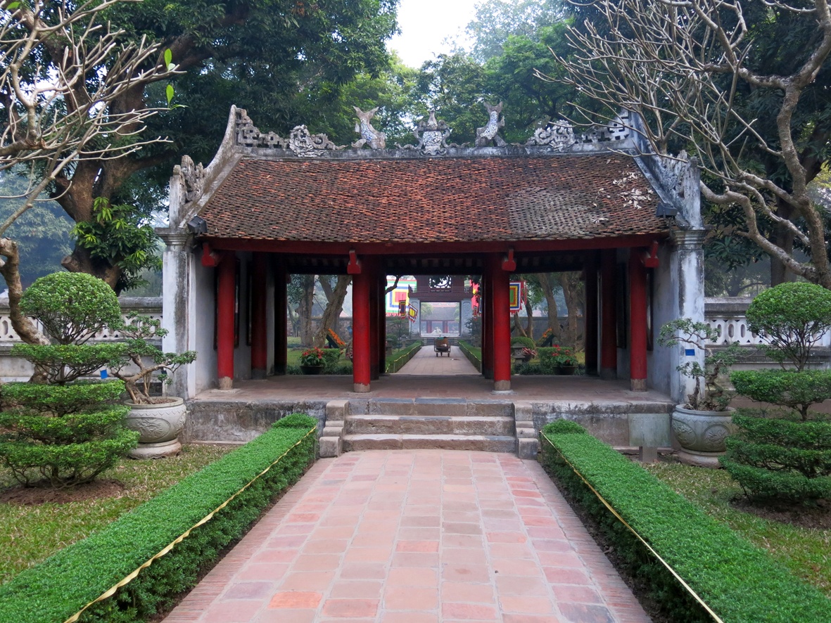 Truong dai hoc gan 1.000 nam cua nguoi Viet hinh anh