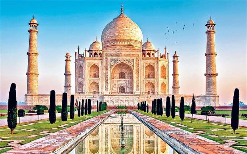 Vua nao xay den Taj Mahal trang le cho vo qua co? hinh anh