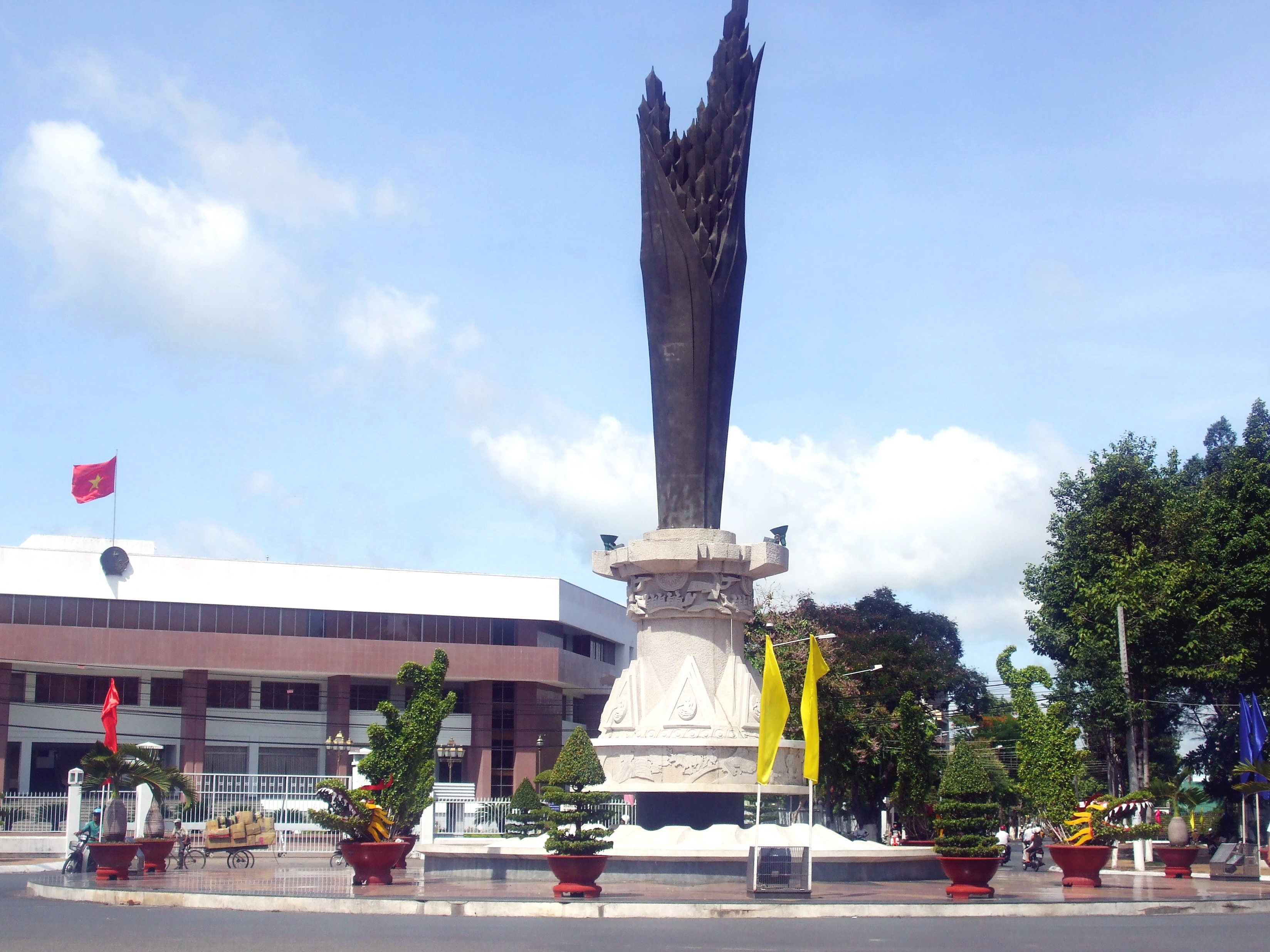 Thủ Dầu Một,  Rạch Giá,  Hà Tiên,  Biên Hòa ảnh 2 Thu Dau Mot,  Rach Gia,  Ha Tien,  Bien Hoa anh 2