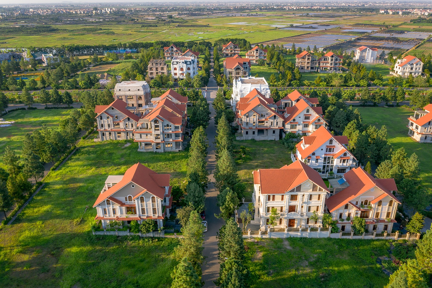 Thi tran Ha Noi anh 5