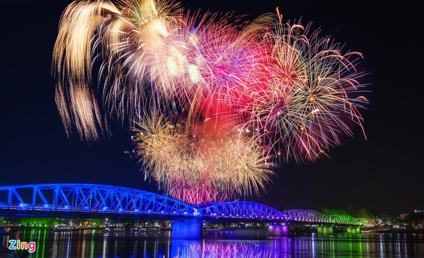 Cau Truong Tien anh 1