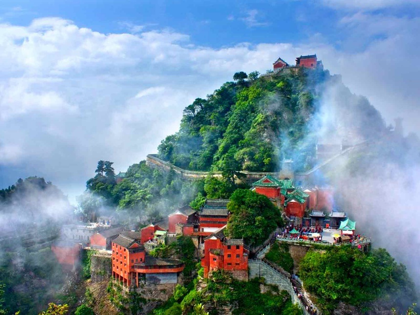 Nui Vo Dang trong vo hiep Kim Dung co that hay khong? hinh anh