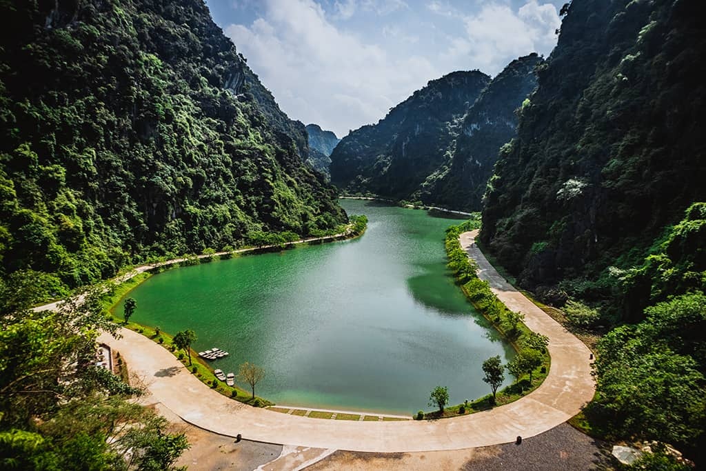 Tuyet tinh coc Ninh Binh la danh thang nao? hinh anh