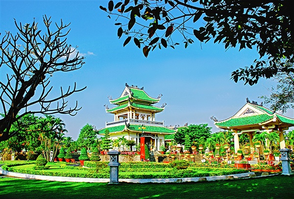 Thanh pho truc thuoc tinh nao dong dan nhat Viet Nam? hinh anh