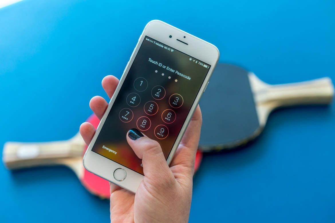 Nhung tinh nang an tren he dieu hanh iOS hinh anh