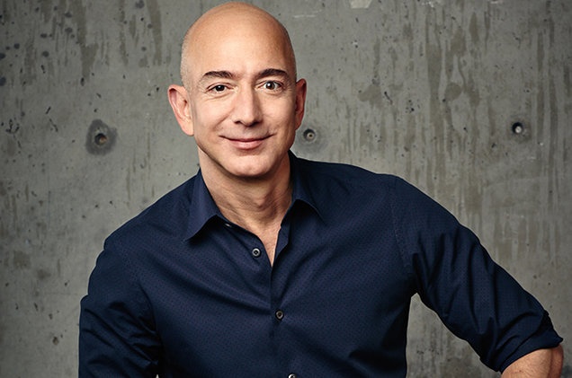 Jeff Bezos va Amazon anh 1