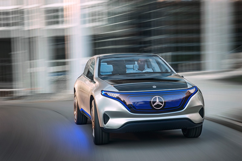 Mercedes-Benz danh mot ty USD de san xuat oto dien hinh anh