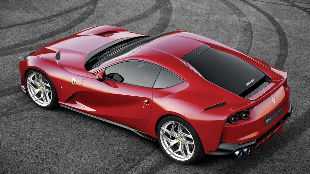 Sieu xe Ferrari 812 Superfast anh 1