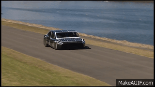 Xe doc Sunswift Violet khong dung xang, toc do 130 km/h hinh anh