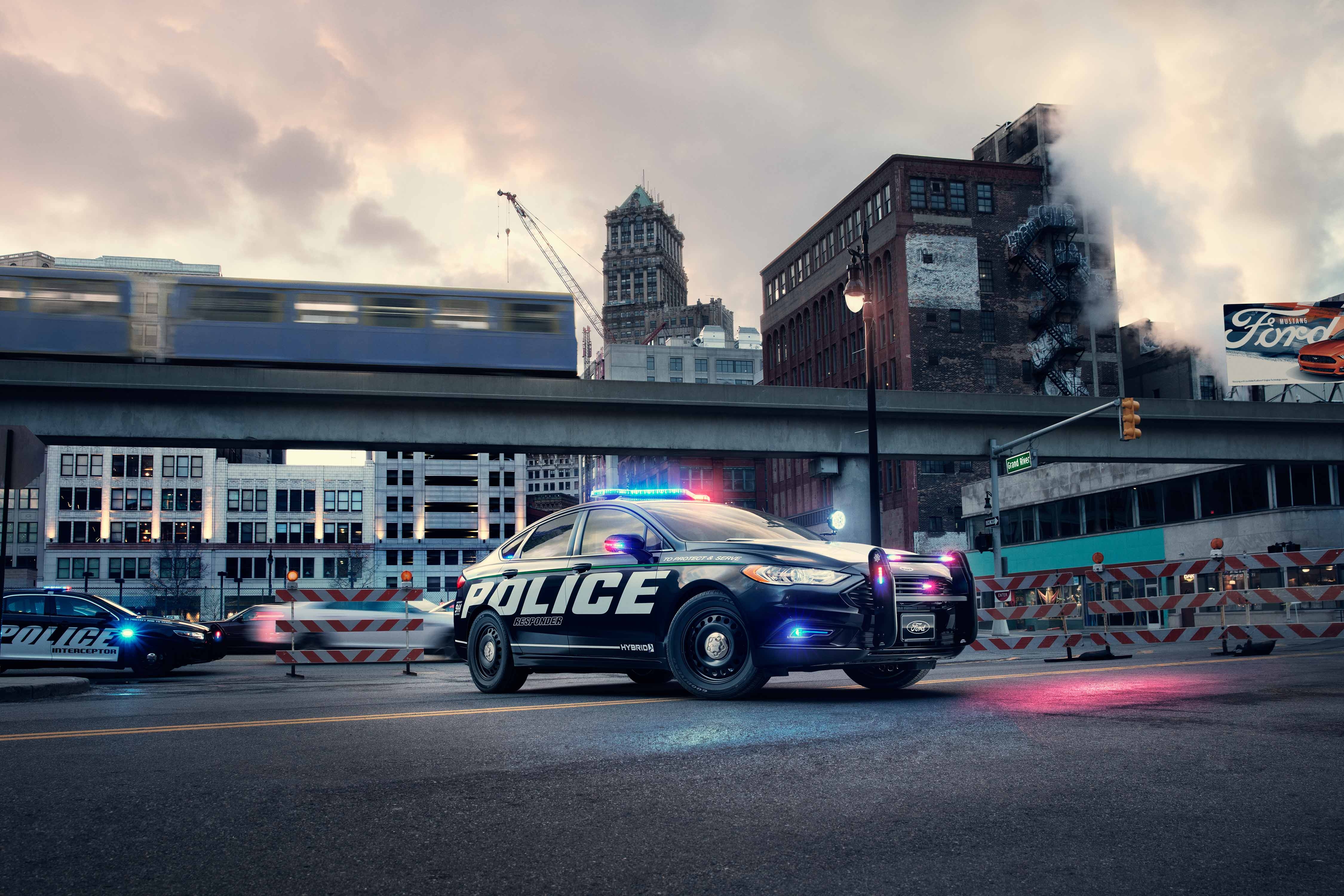 Xe cảnh sát Ford ảnh 4 Xe canh sat Ford anh 4